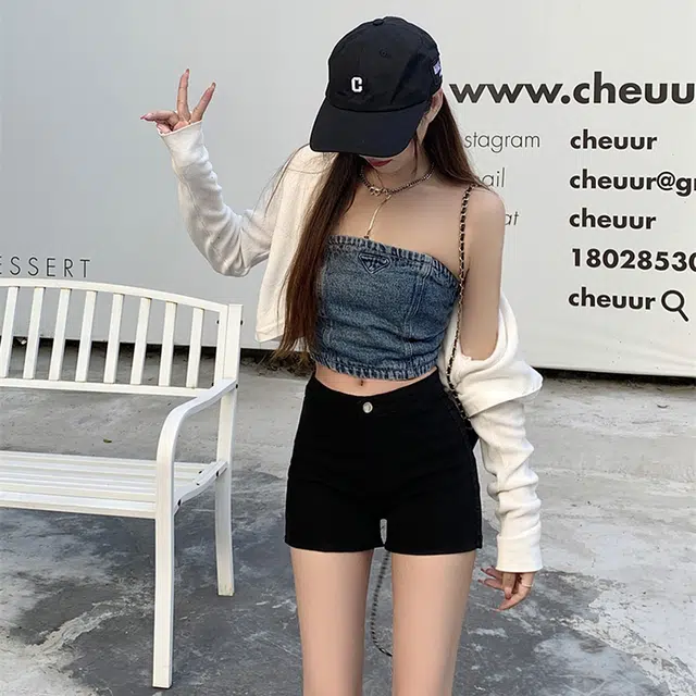 花蔓色 黑色紧身高腰显瘦包臀弹力超短牛仔热裤 女款