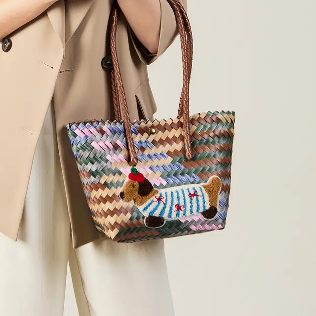 15 MINS PVC Tote
