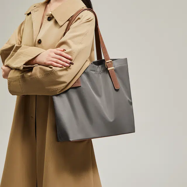 15 MINS Tote