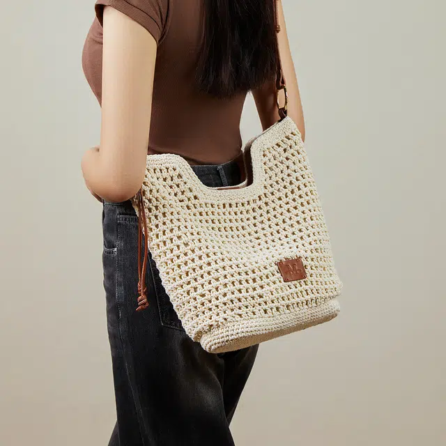 15 MINS Tote