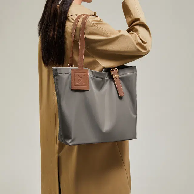 15 MINS Tote