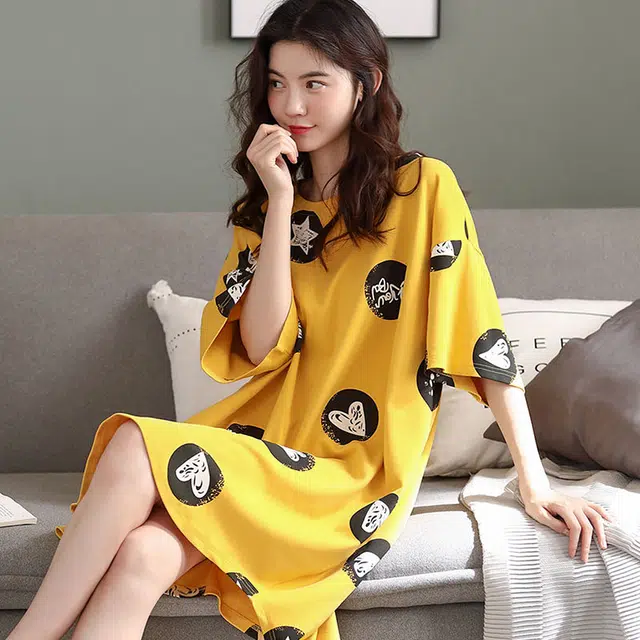 水中花 舒适圆领休闲可外穿短袖家居服睡裙 女款 黄色