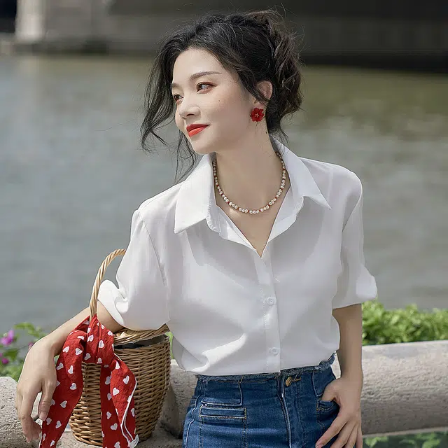 水中花 简约休闲宽松纯色翻领短袖衬衫开衫 女款 白色