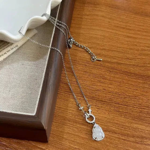 金瑞邦 葫芦来福 转运上岸 简单百搭 显白大气 新中式国潮 琉璃 玉石项链 女款
