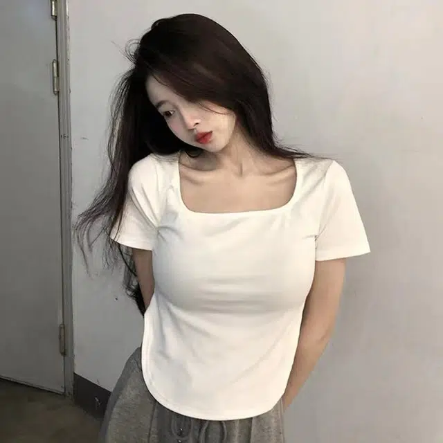 ADOONGA T
