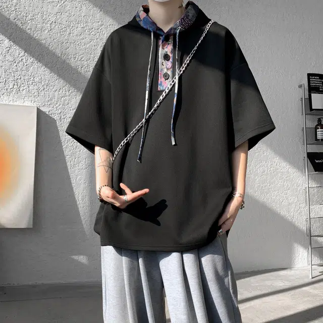 ADOONGA T