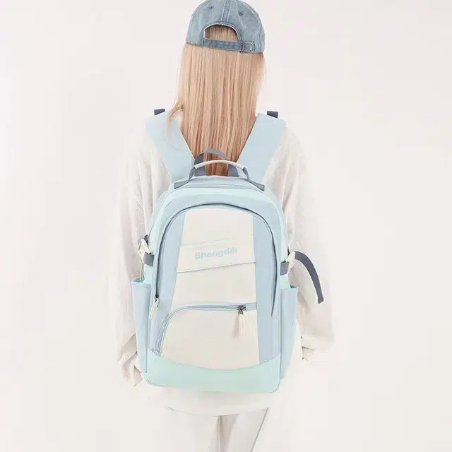 ADOONGA ins