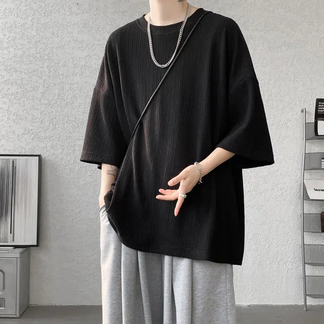 ADOONGA T