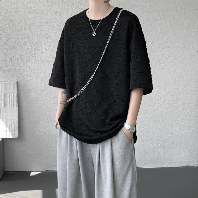 ADOONGA T