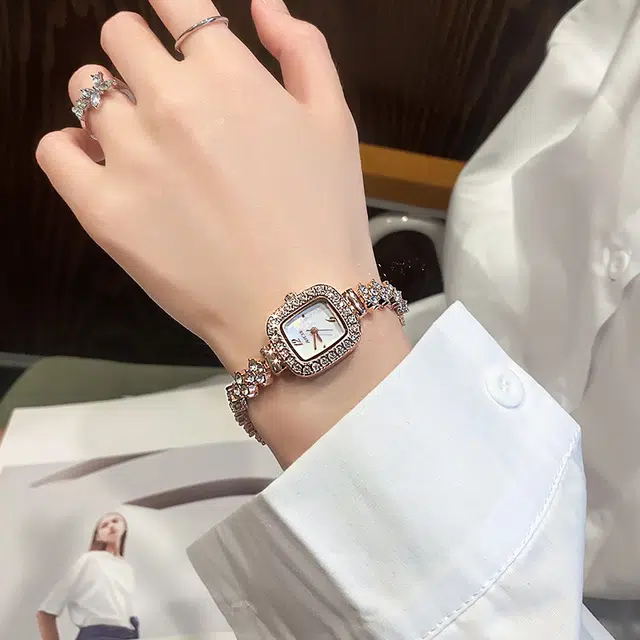 AIYISHI INS