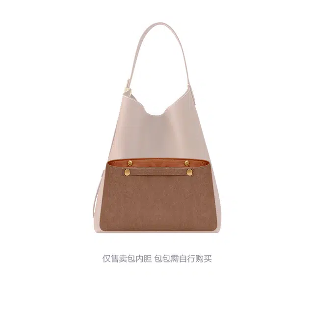LV Low Key Hobo