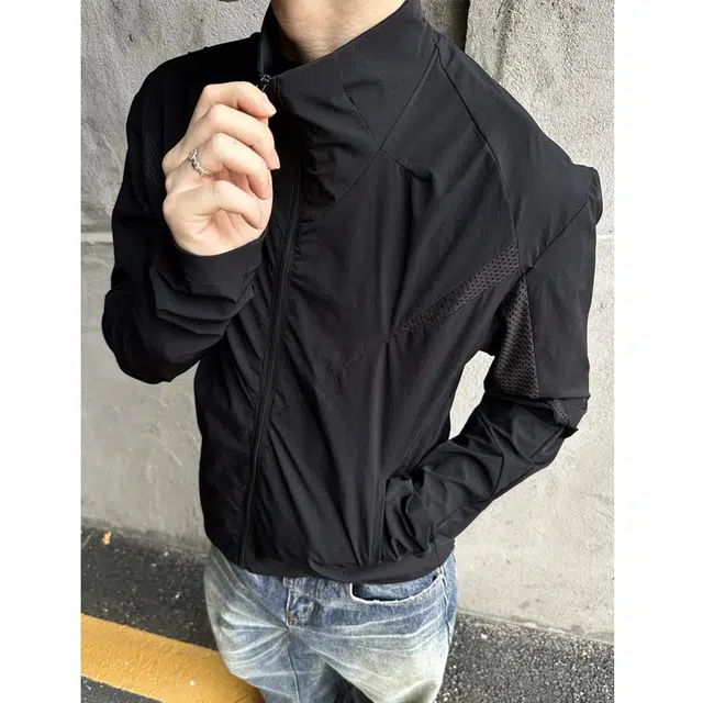 费尔岛上的猫 运动潮流户外机能风薄款速干冰感简约百搭服饰夹克外套 男女同款