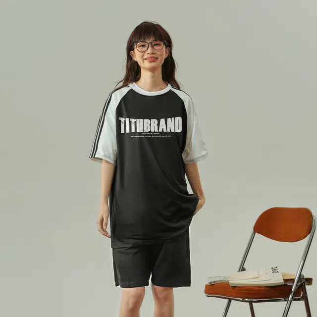TITH T