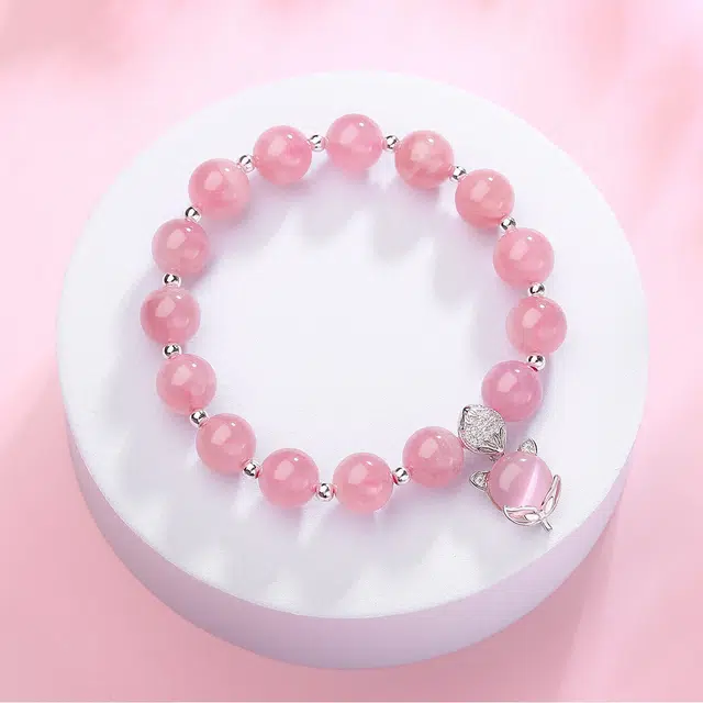 925