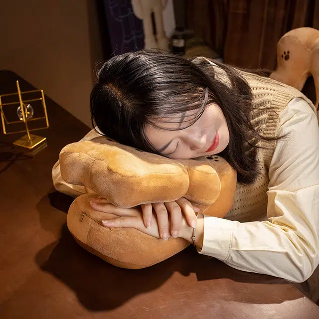 公主恋人 卡皮巴拉水豚午睡枕 午休抱枕趴枕 玩偶周边