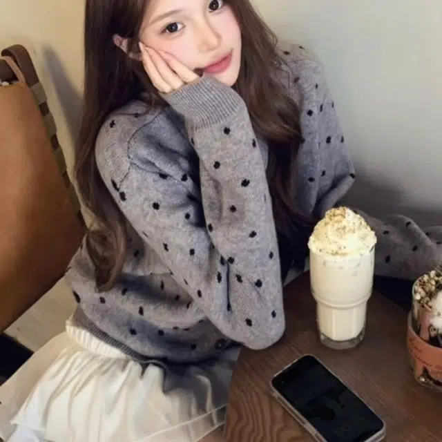 WLEQK V