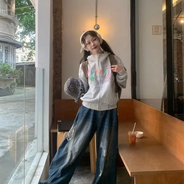 WLEQK chic