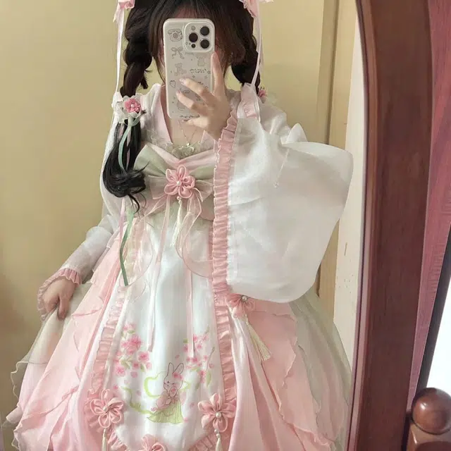 WLEQK Lolitalo