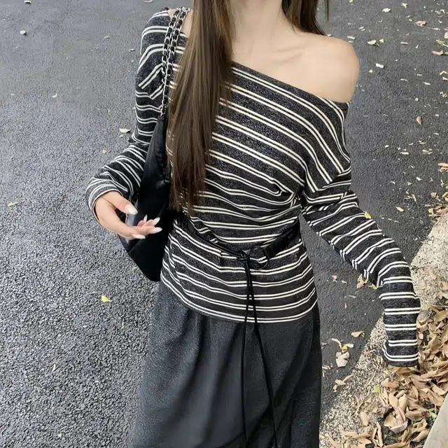 WLEQK T