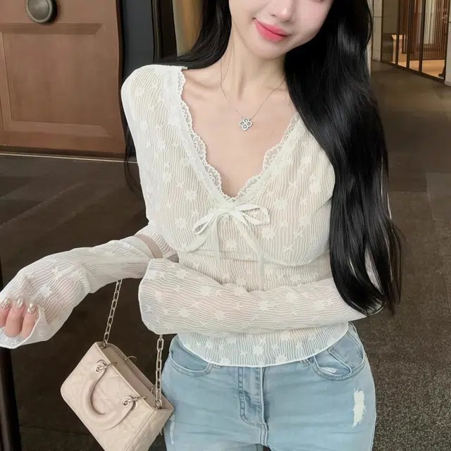 WLEQK V T