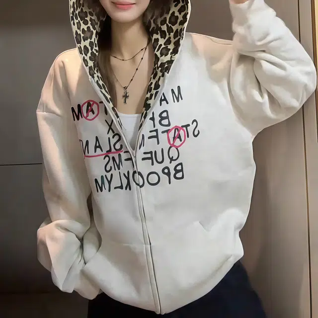 WLEQK chic