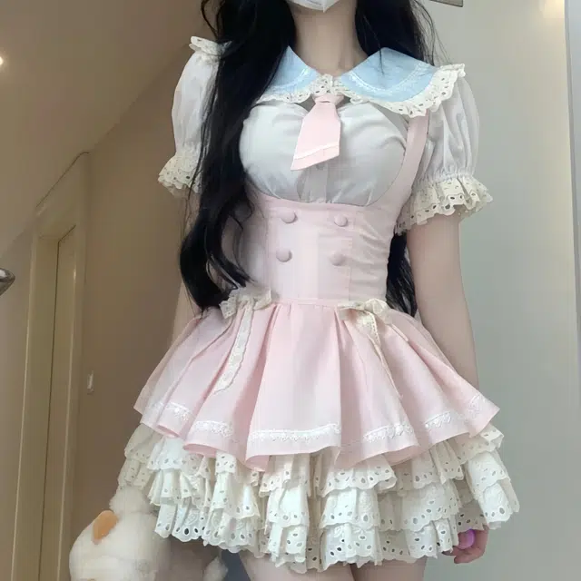 WLEQK lolita