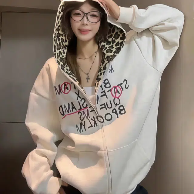 WLEQK chic