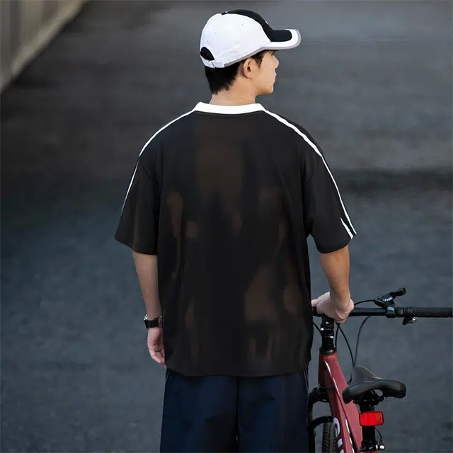 SEVFUN V-Neck T-Shirt