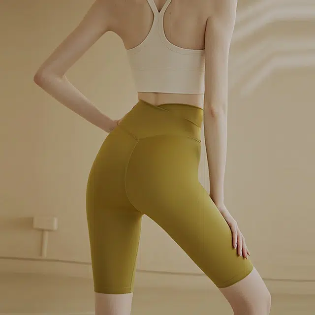 达兹 纯色无尴尬线交叉五分紧身瑜伽运动短裤 女款