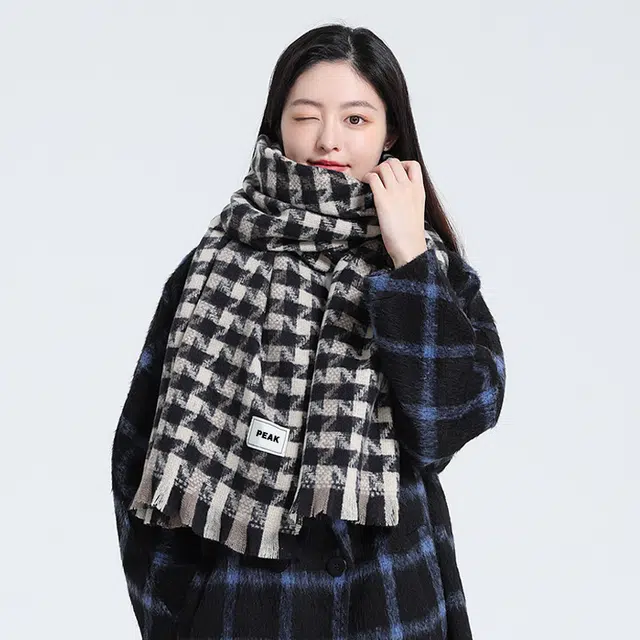 匹克 高级感保暖百搭英伦经典韩版格子 绒线围巾 男女同款情侣款