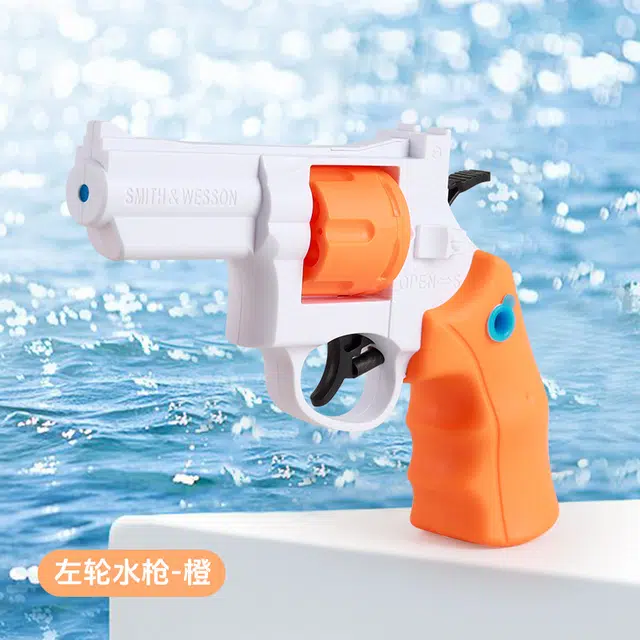 雄俊 手动连发左轮水枪 呲滋喷水 枪型玩具