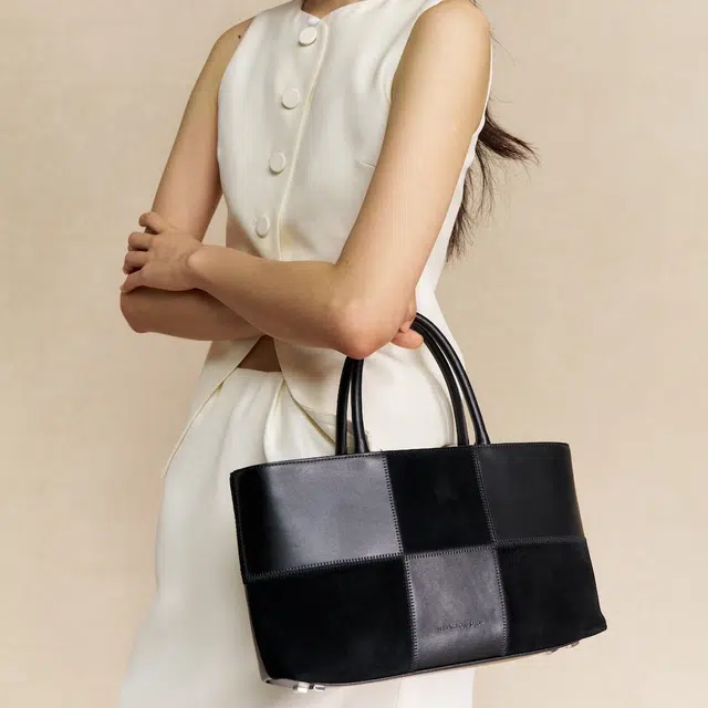 THE YELLOW SHOP Tote