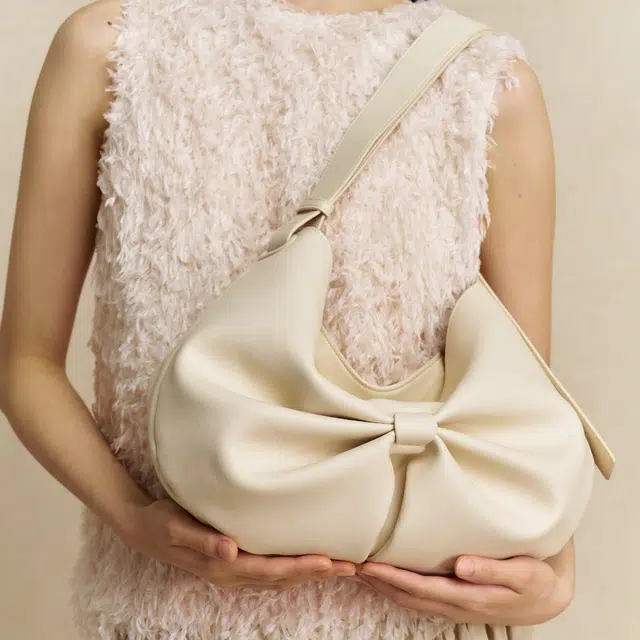 THE YELLOW SHOP Tote