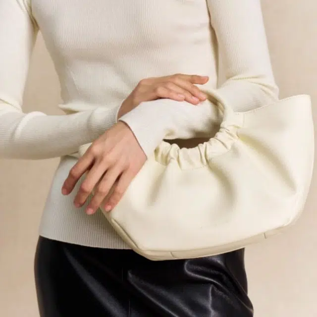 THE YELLOW SHOP Tote