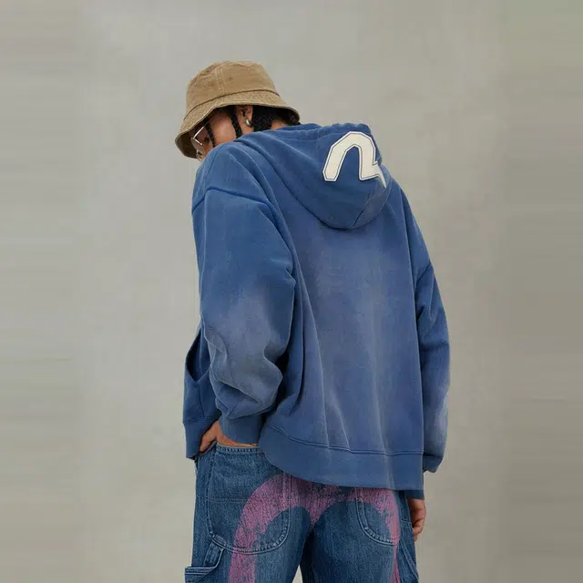 EVISU 2025