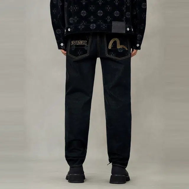 EVISU 2025