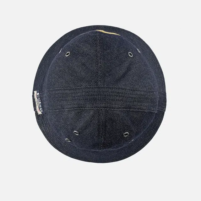 EVISU 2025