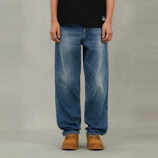EVISU 2025