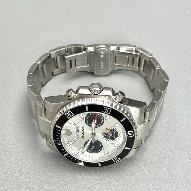 JSD.8931