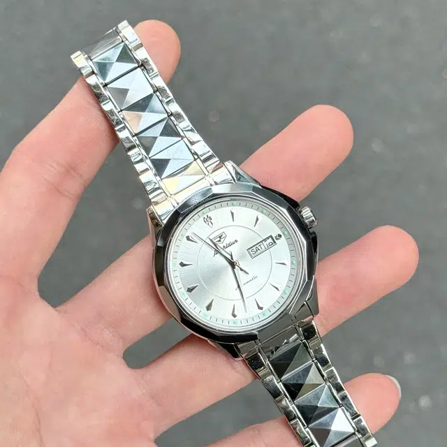 50 JSD.8936N