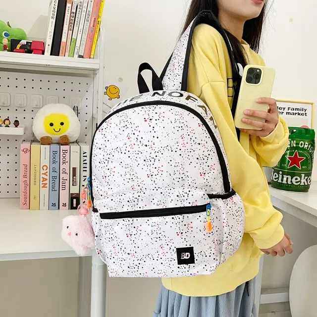 宝琳卡 学生运动时尚幼儿园小学 尼龙 书包背包双肩包 女款 白色/黑色
