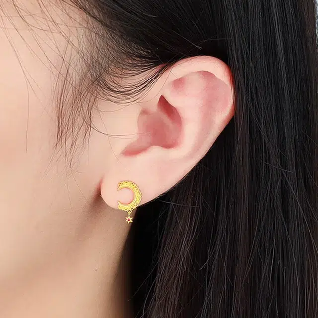 999