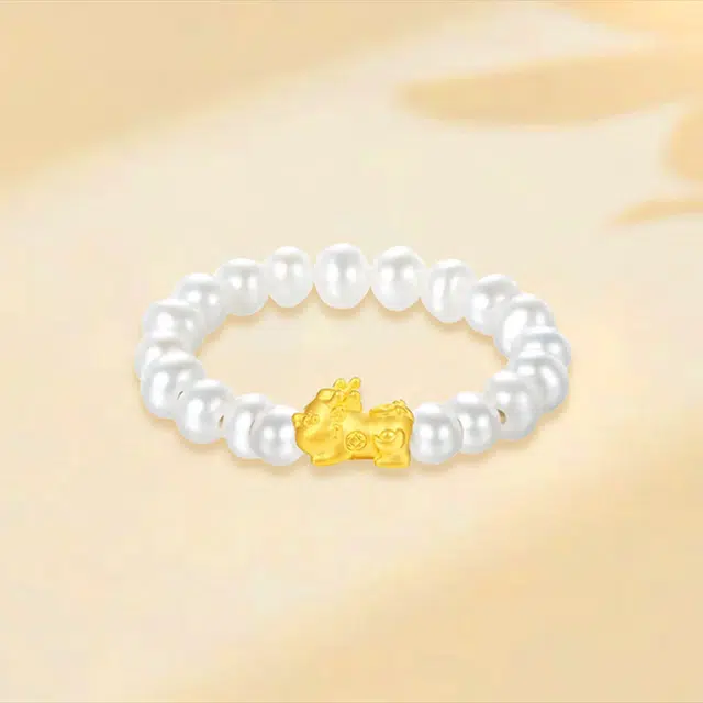 999