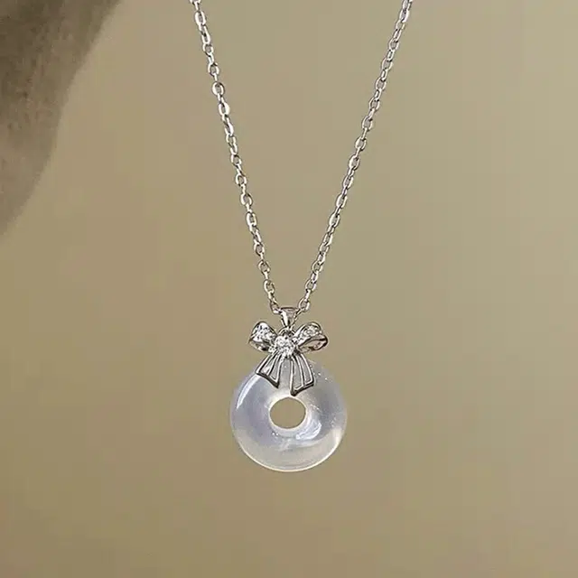 999