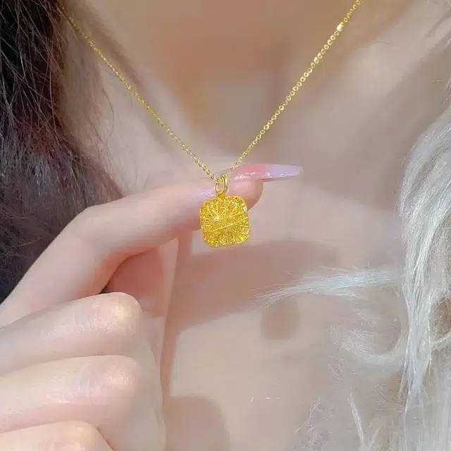 ins 18K
