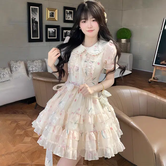 花蔓色 甜美碎花娃娃领短款时尚设计款式短袖连衣裙 女款