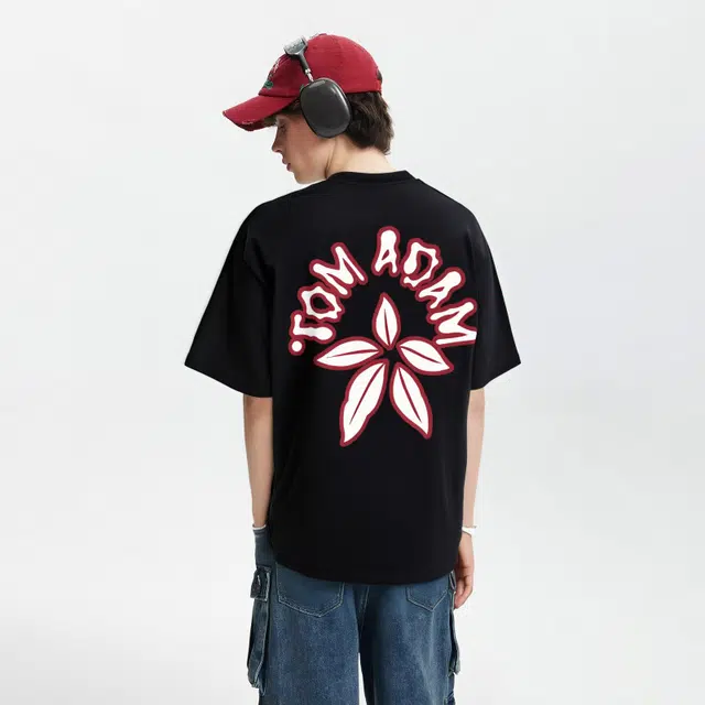 TOM ADAM T
