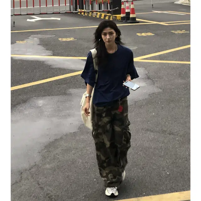 PAINT STAIN T