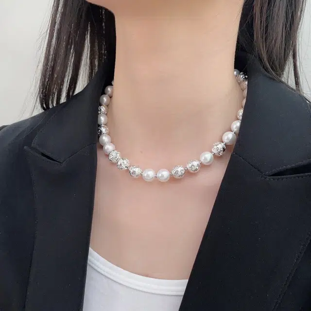 都爵 圆珠法式优雅颈链小众设计锁骨链银色球拼接隔闪动 人造珍珠 项链 女款