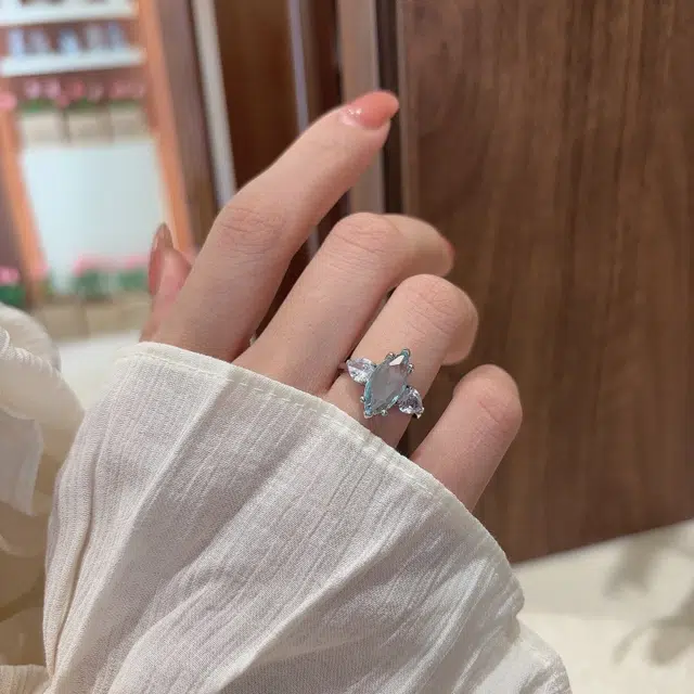 都爵 轻奢高级感 心形浅海蓝色锆石开口戒 小众设计精致 气质 铜 戒指 女款